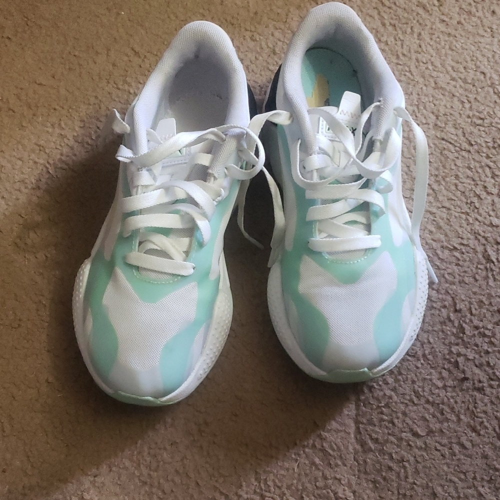 Puma Womens Sneakers in Mint and White